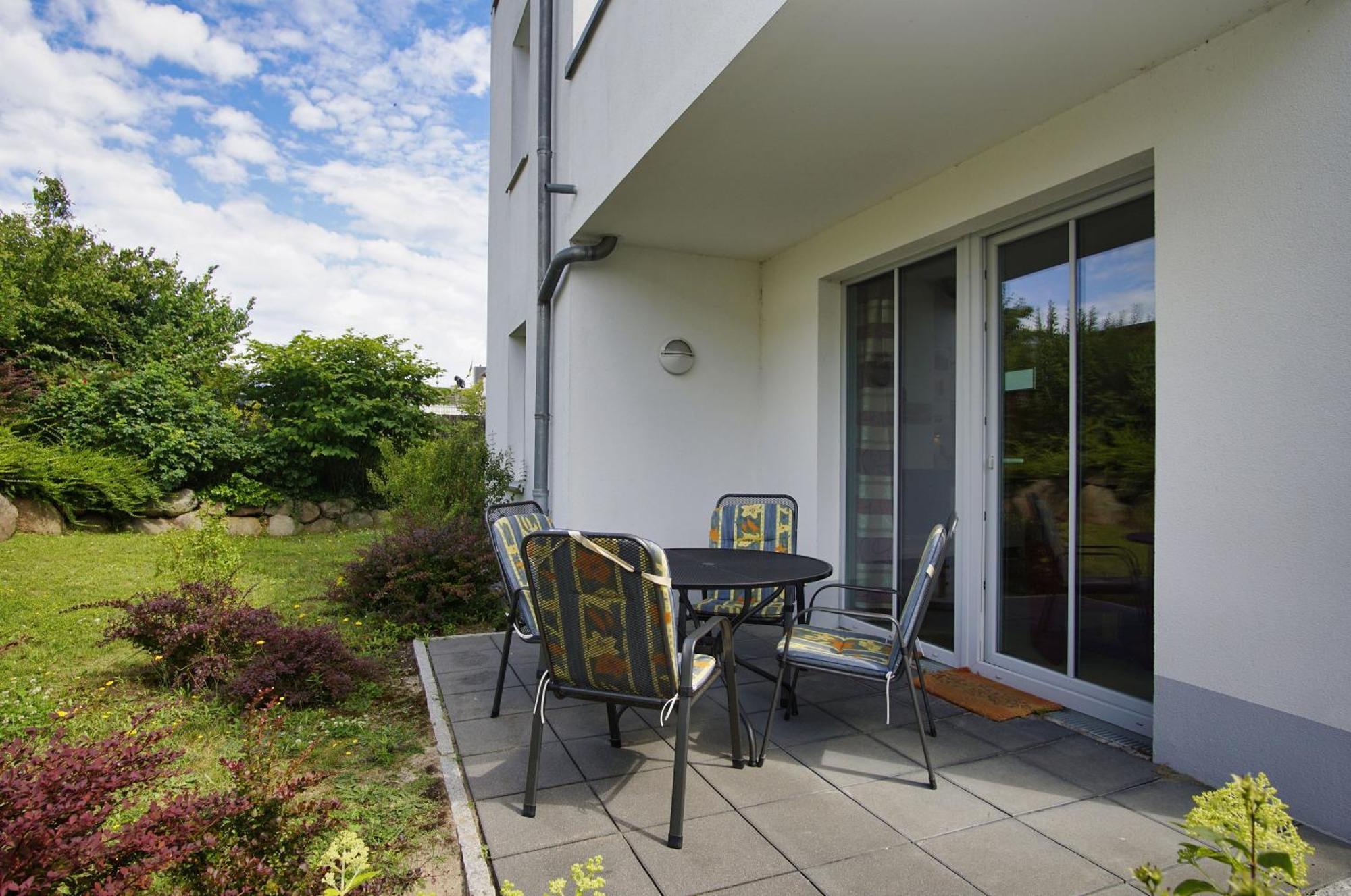 Terrasse, Gratis Nutzung Vom Ahoi Erlebnisbad Und Sauna In Sellin - Villa Antje Fewo 04 Goehren  Luaran gambar